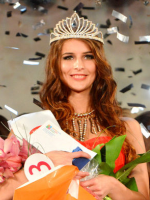 Kékegyi Szimonetta.png